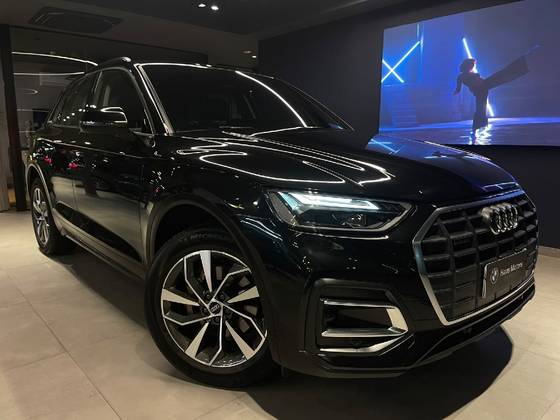 AUDI Q5 2.0 45 TFSI GASOLINA PRESTIGE QUATTRO S TRONIC AUDI Q5 2.0 45 TFSI GASOLINA PRESTIGE QUATTRO S TRONIC